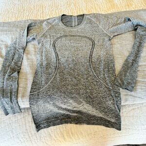 Lululemon Swiftly Tech Ombré size 8